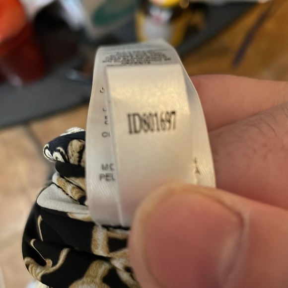 Chico’s size 1 8 - 10 cold shoulder status print top black gold chain blouse - Picture 8 of 9